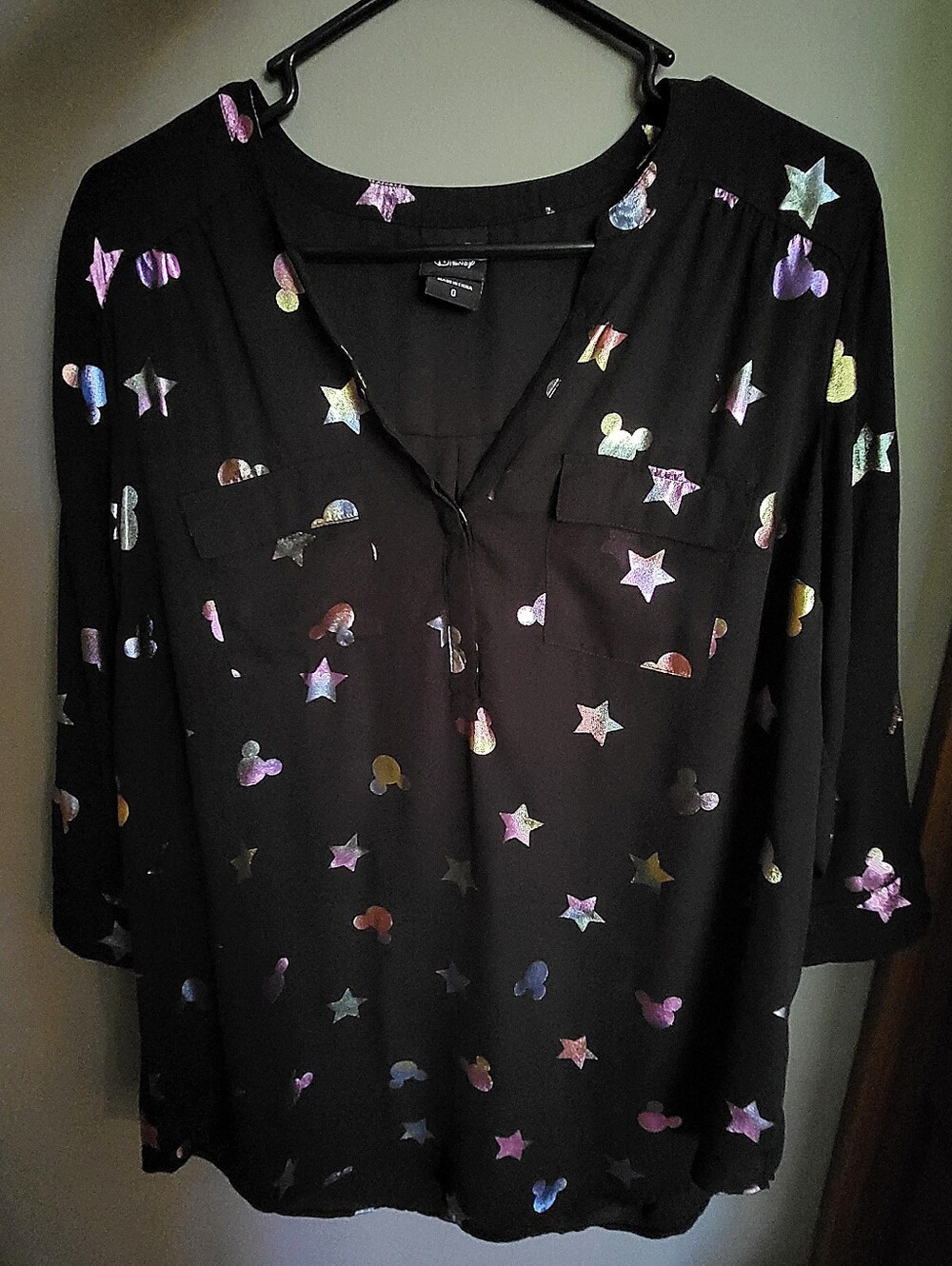 Torrid Disney Mickey Mouse Rainbow Metallic Star Black Popover Blouse Size 0 = L